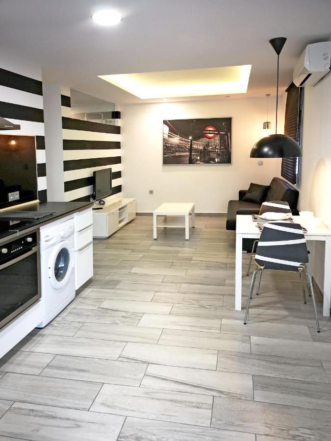 Conil Red-Black Apartment Conil De La Frontera Esterno foto